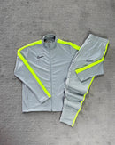 CONJUNTO NK ACADEMY