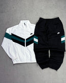 CONJUNTO NK SPORTSWEAR