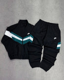 CONJUNTO NK SPORTSWEAR